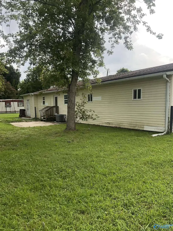 18954 Hwy 99, Athens, AL 35614