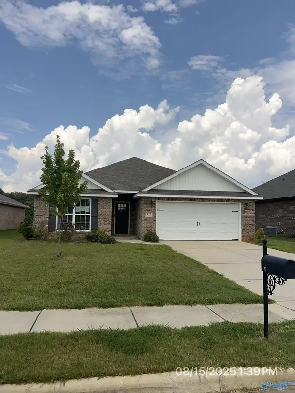52 Sage Oak Drive, Decatur, AL 35603