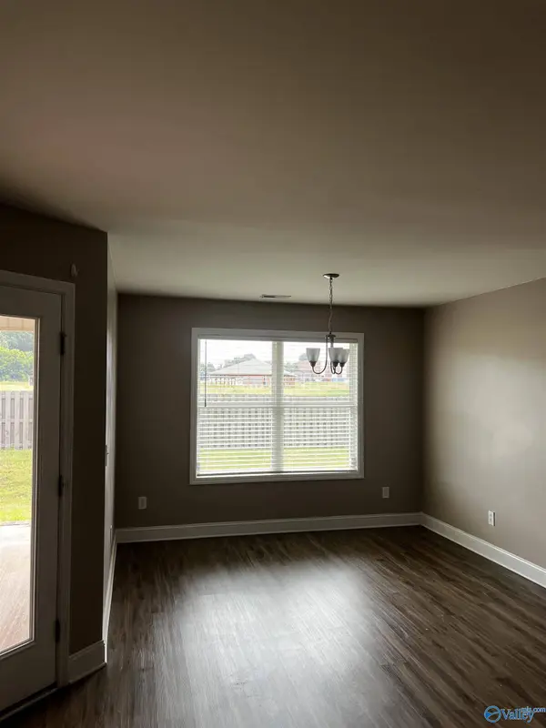 52 Sage Oak Drive, Decatur, AL 35603