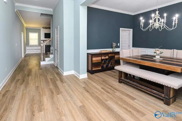 14806 Commonwealth Drive, Athens, AL 35613