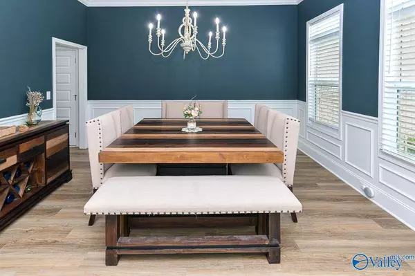 14806 Commonwealth Drive, Athens, AL 35613