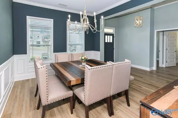 14806 Commonwealth Drive, Athens, AL 35613