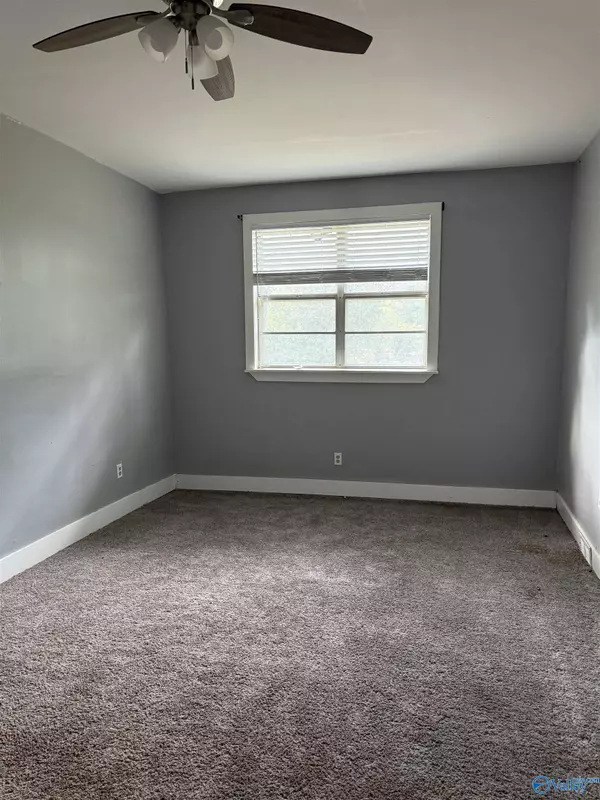 4006 Mcewen Drive, Huntsville, AL 35810