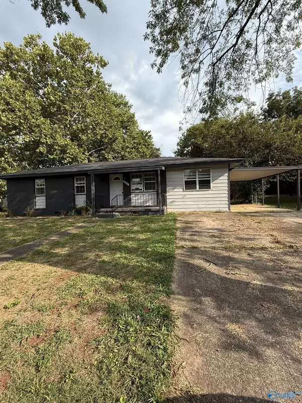 4006 Mcewen Drive, Huntsville, AL 35810