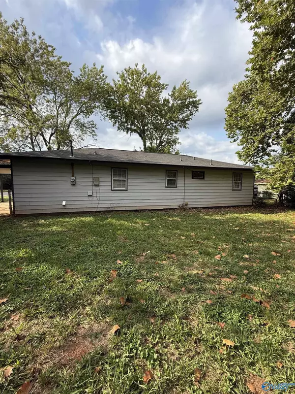 4006 Mcewen Drive, Huntsville, AL 35810