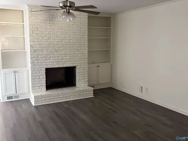 7812 Bailey Cove Road, Huntsville, AL 35802