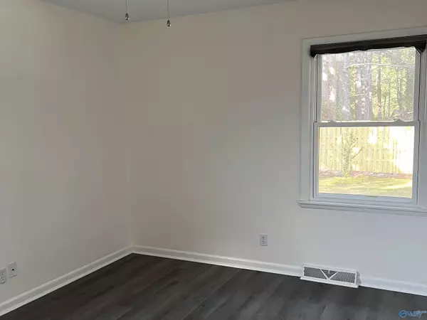 7812 Bailey Cove Road, Huntsville, AL 35802