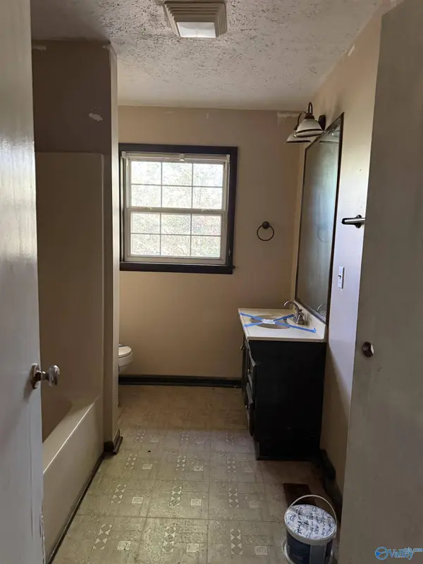 1055 County Road 1139, Vinemont, AL 35179