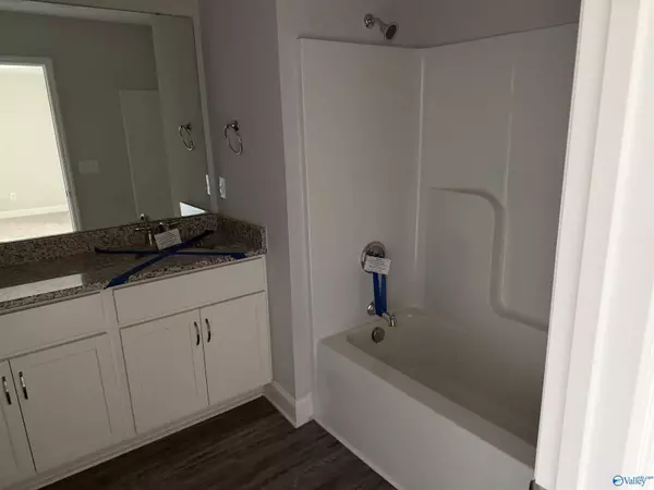 3237 Mcclellan Way, Decatur, AL 35603