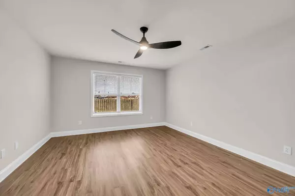 52 Sage Oak Drive, Decatur, AL 35603