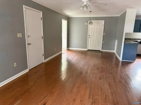 2723 Longfellow Drive SW, Decatur, AL 35603