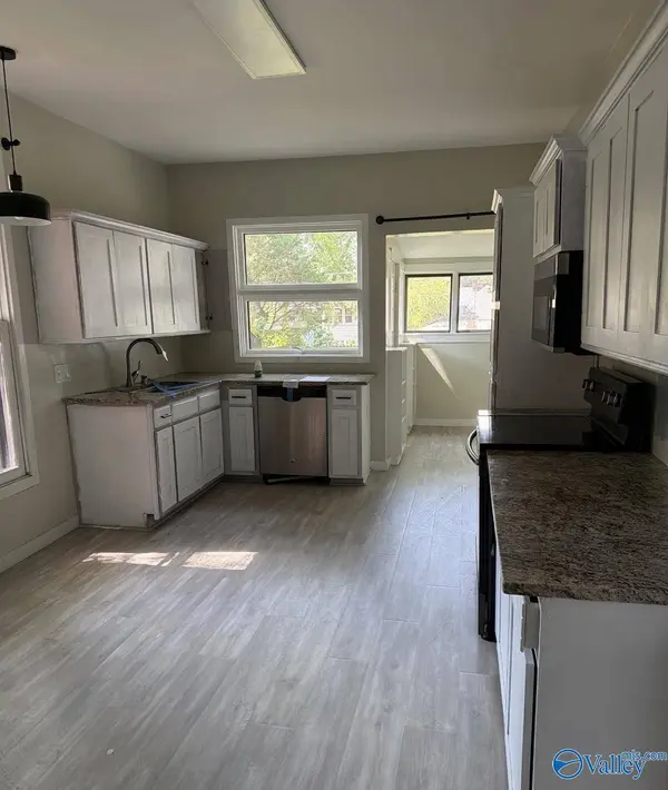 622 Johnston Street, Decatur, AL 35601