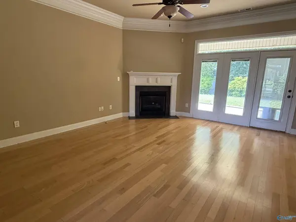 22880 Big Oak Drive, Athens, AL 35613