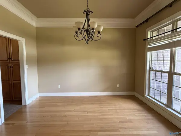 22880 Big Oak Drive, Athens, AL 35613