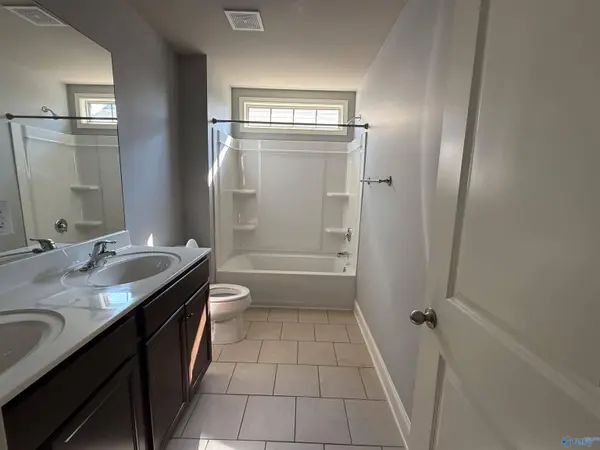 11 Sudworth Drive, Huntsville, AL 35824