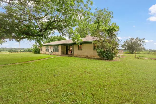 745 County Road 1123, Cleburne, TX 76033