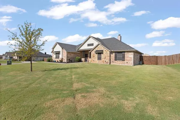 121 Treys Way, Godley, TX 76044