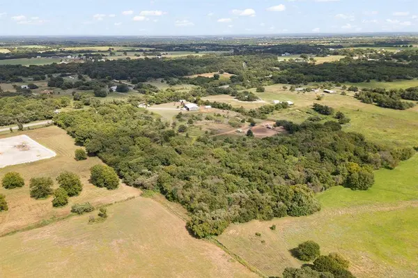 7200 S Highway 171, Grandview, TX 76050