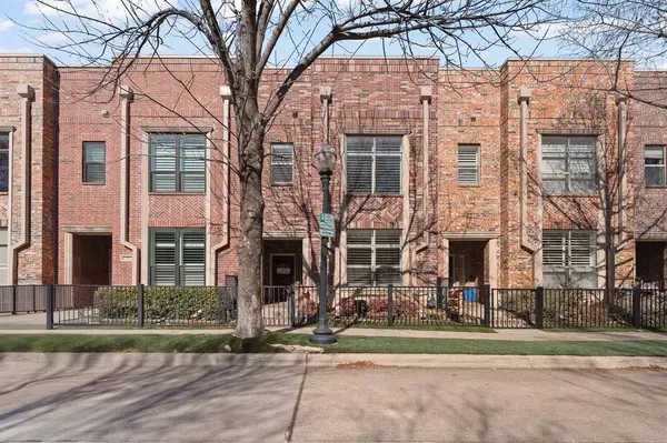 705 E 1st Street, Fort Worth, TX 76102