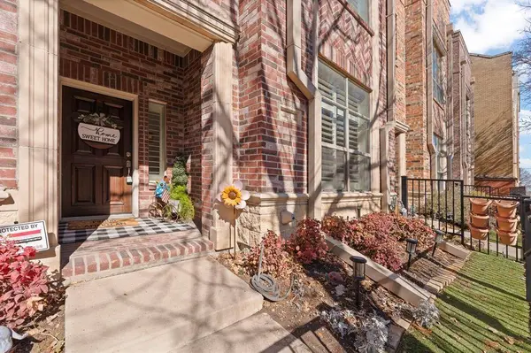 705 E 1st Street, Fort Worth, TX 76102