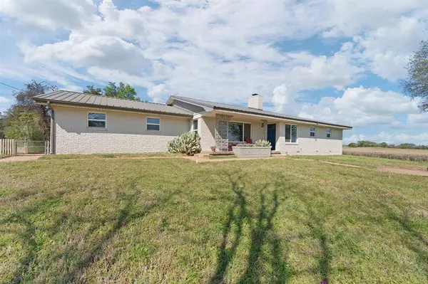 1708 County Road 703a, Alvarado, TX 76009