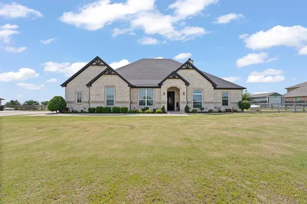 7681 County Road 1009, Godley, TX 76044