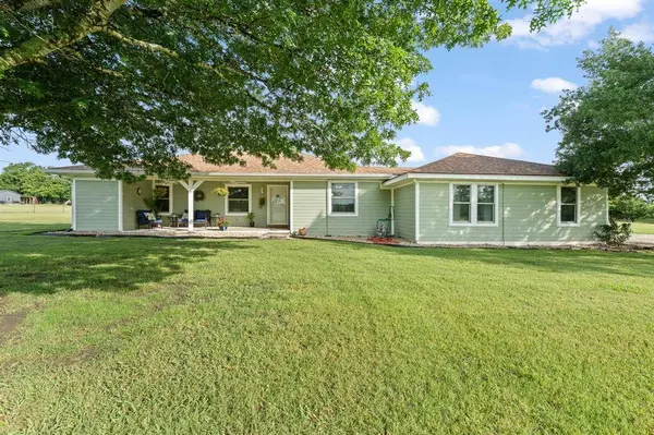 4736 Saint Leger Drive, Cleburne, TX 76033