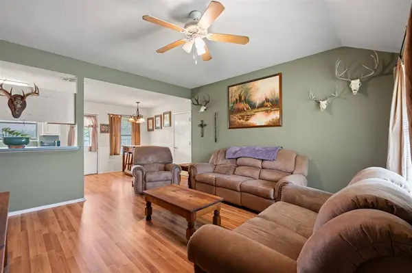 1105 Ashwood Court, Cleburne, TX 76033