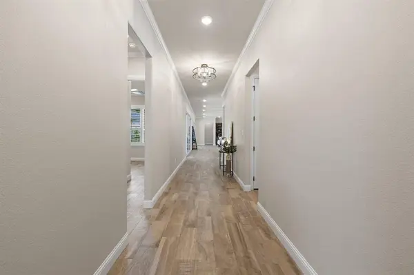 2407 Vineyard Drive, Granbury, TX 76048