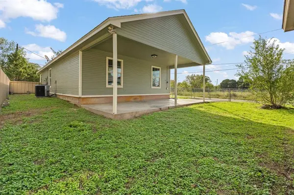 801 Trinity Street, Cleburne, TX 76031