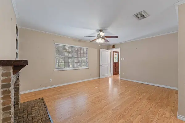2525 E Fm 4, Cleburne, TX 76031
