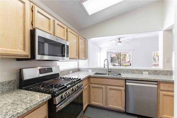 2185 High Mesa DR, Henderson, NV 89012