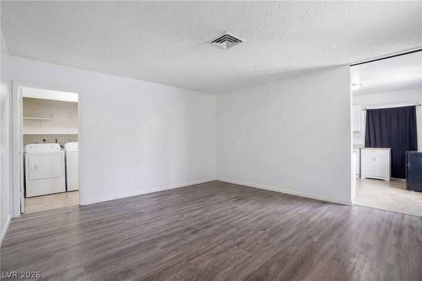 7099 Sprucewood ST, Las Vegas, NV 89147