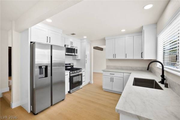 2411 Doherty WAY, Henderson, NV 89014