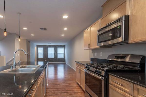 9050 W Tropicana AVE #1053, Las Vegas, NV 89147