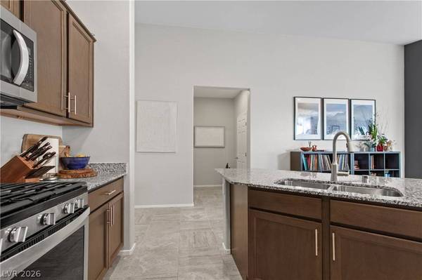 5145 Granite Basin ST, North Las Vegas, NV 89081