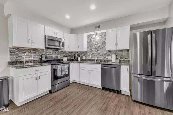 5022 Flint Ridge Place, Raleigh, NC 27609