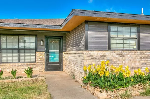 3101 Grove Dr, San Angelo, TX 76903