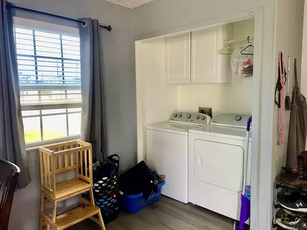 201 Franklin St, Bronte, TX 76933