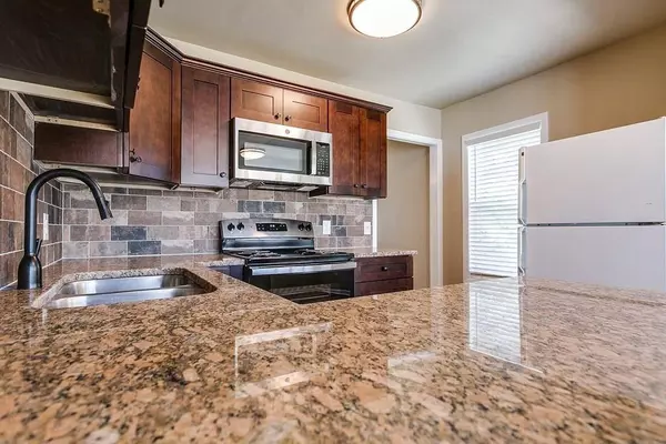 204 13th St, Robert Lee, TX 76945