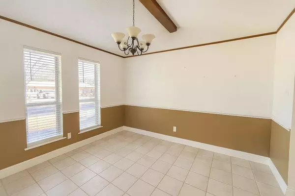 3825 Butterfield Rd, San Angelo, TX 76904