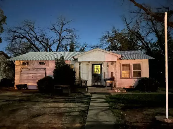 706 Era St, San Angelo, TX 76905