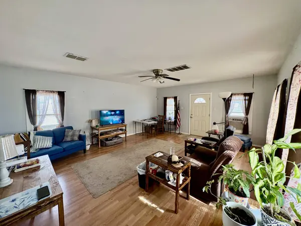 117 W 10th ST, Robert Lee, TX 76945