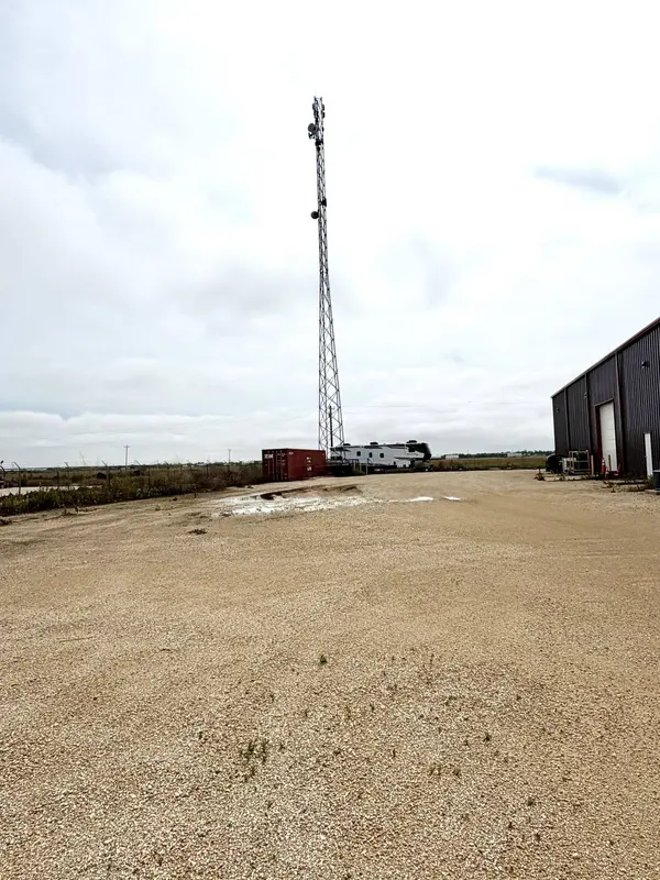 6656 Spindle Top RD, San Angelo, TX 76901