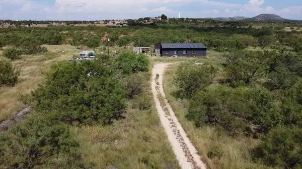 2826 E Landers RD, San Angelo, TX 76905
