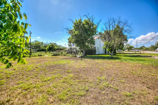 501 Cactus LN, San Angelo, TX 76903