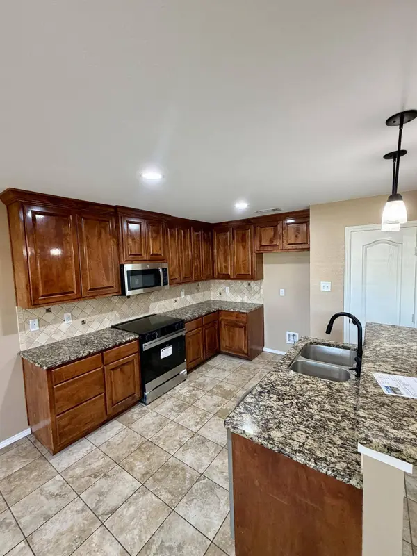 4121 Autumnwood TRL, San Angelo, TX 76904