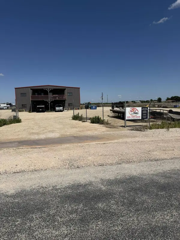 6656 Spindle Top RD