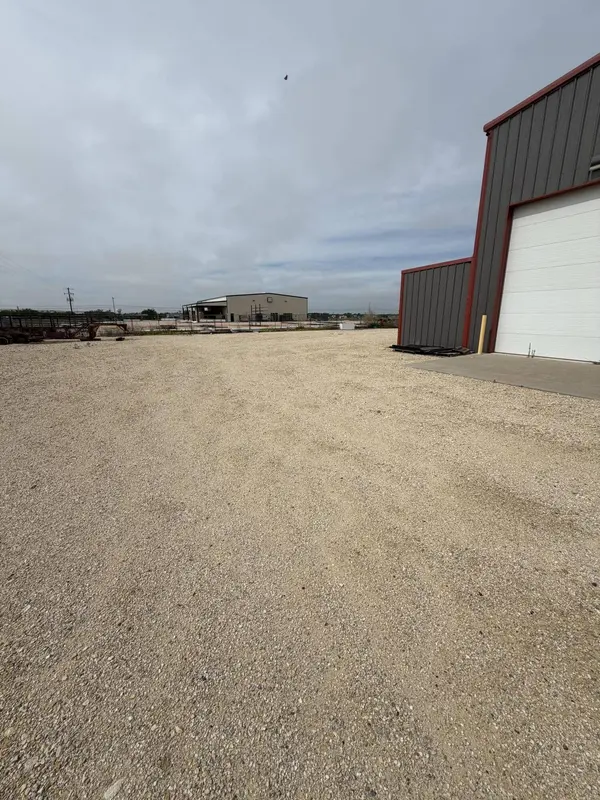 6656 Spindle Top RD, San Angelo, TX 76901