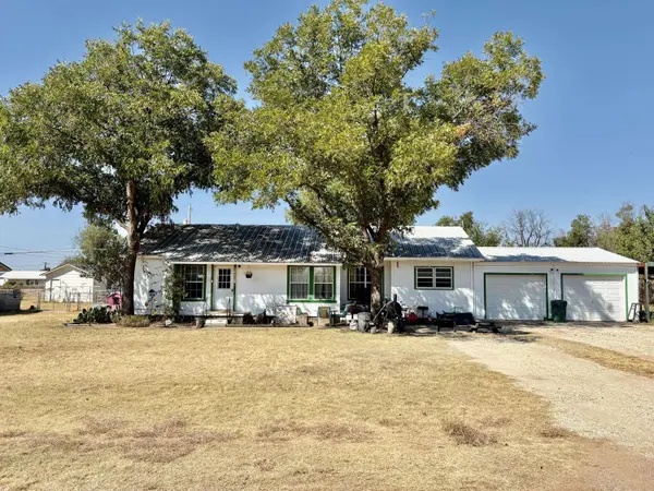 1205 W 12th ST, Robert Lee, TX 76945